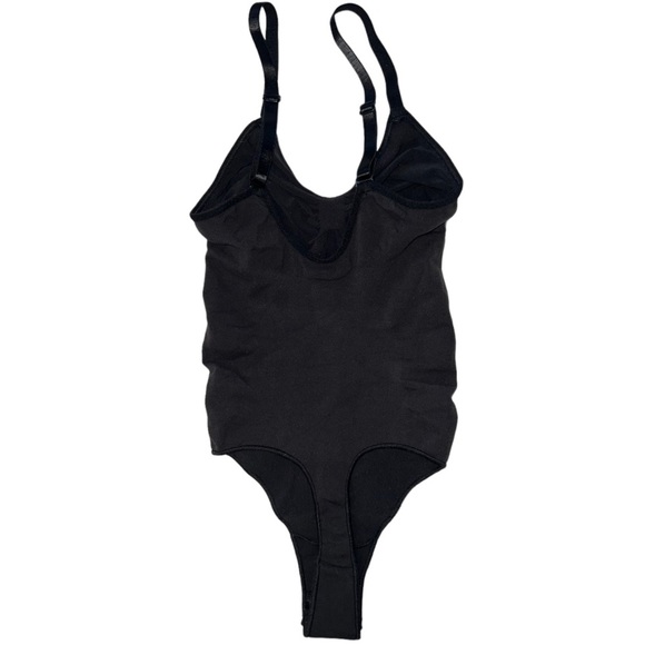 SKIMS SEAMLESS SCULPT THONG BODYSUIT SHAPEWEAR ONYX BLACK SIZE SMALL /MEDIUM - Picture 6 of 10